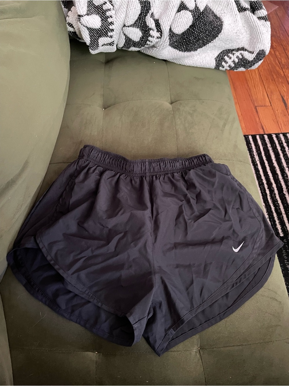 Nike Women's Black Running Shorts Sz M